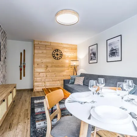 Tatry Centrum Апартаменты *